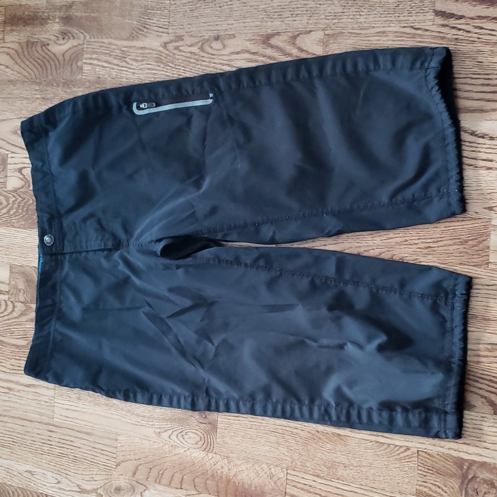 (6/38) Columbia Omni-Shield Advanced Repellency Cropped Pants Capris Gorpcore